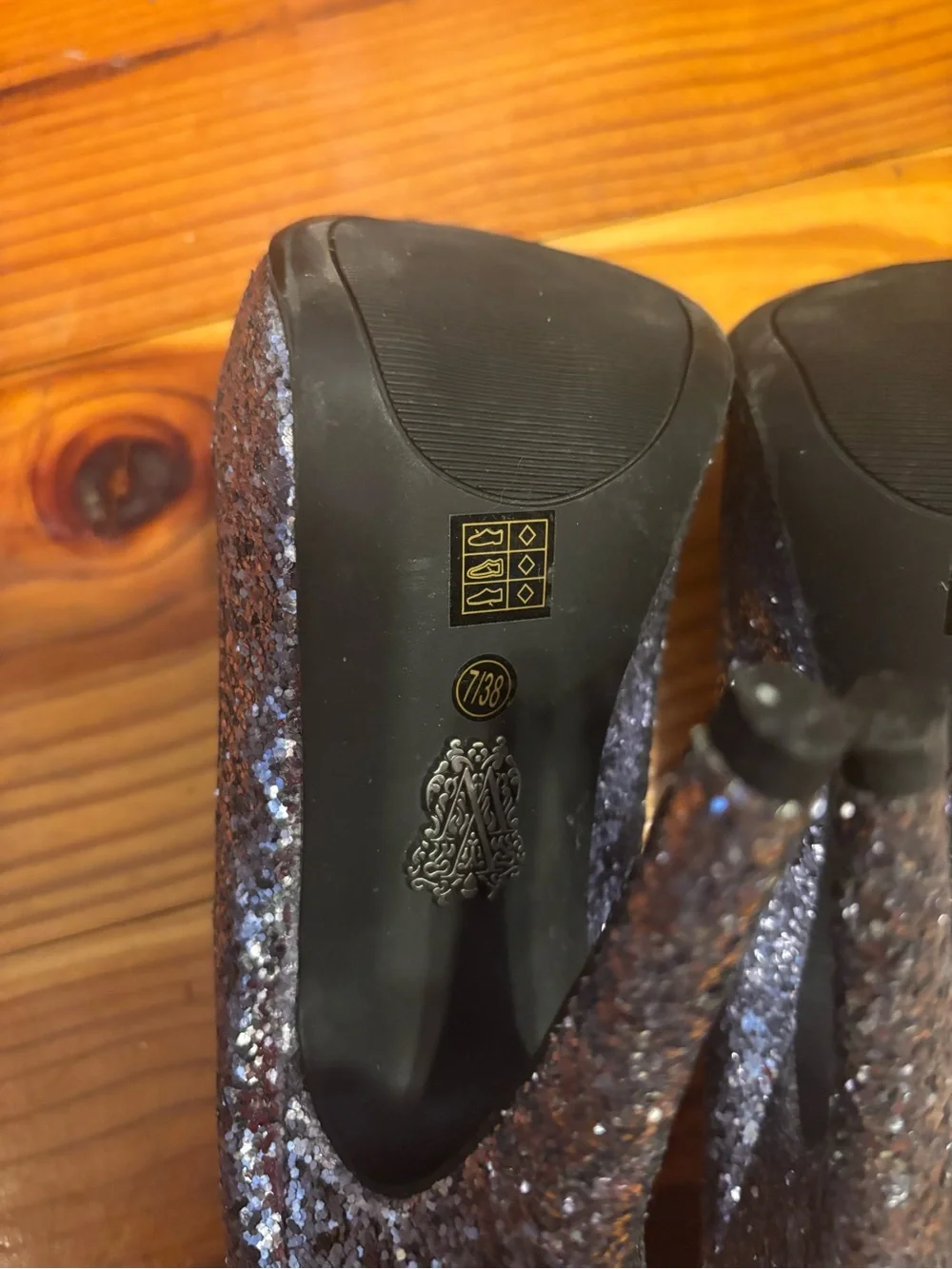 Women's Sparkle Peep-Toe Pumps in silver